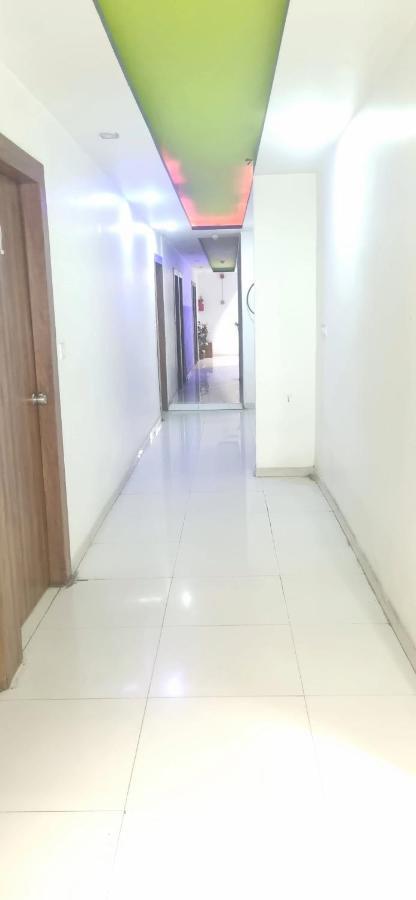 Hotel Jay Bhawani Ahmedabad Exterior foto